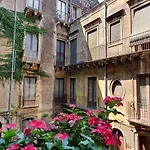 Palazzo Del Verga 住宿加早餐酒店 4*