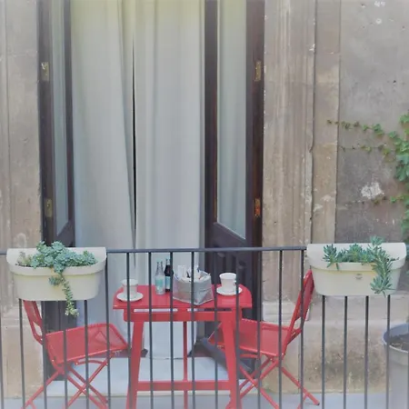 לינה וארוחת בוקר Palazzo Del Verga 2*
