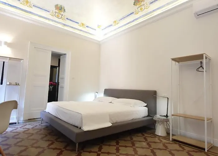 Palazzo Del Verga 4*