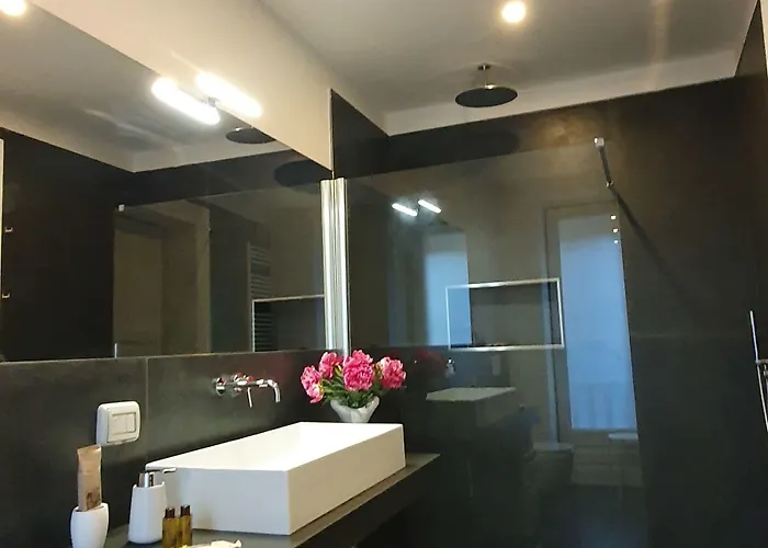 Palazzo Del Verga 4*